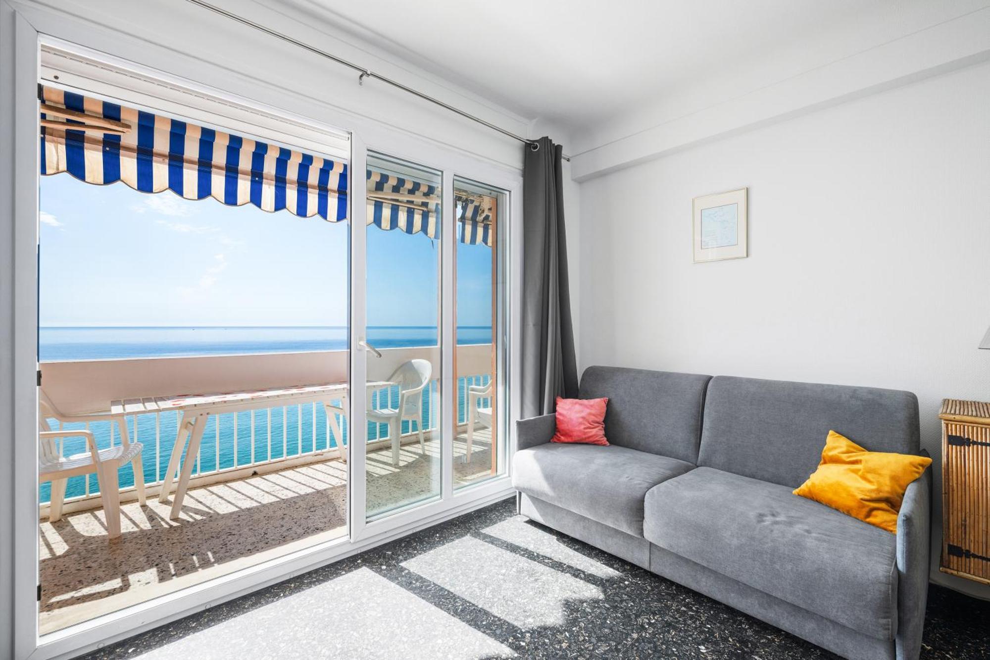 Le Panorama -Vue Exceptionnelle - Dernier Etage - Front De Mer 芒通 外观 照片